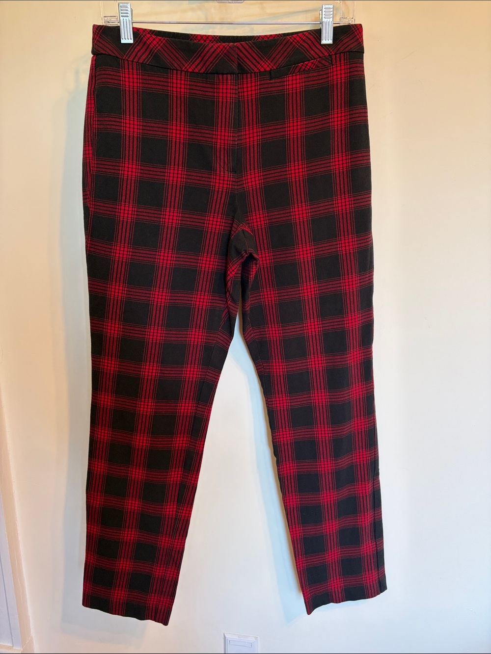 J Jill Premium Bi Stretch Plaid Pants Size 6 Red Black Slim Ankle
